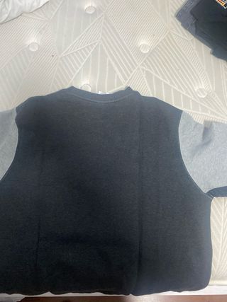 Sudadera Nike gris y negra