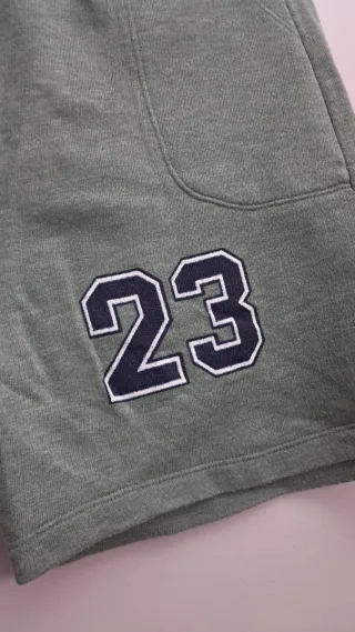 Chándal corto elástico