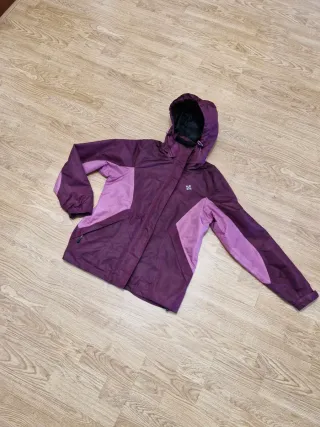 Parka deportiva Morada talla 40 nueva