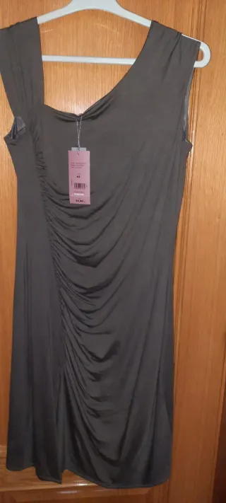 Vestido Trucco color topo  talla L/42