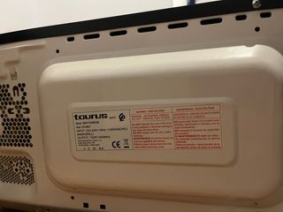 Microondas Taurus Negro 1100 w.