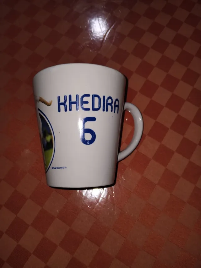 Taza Khedira Real Madrid