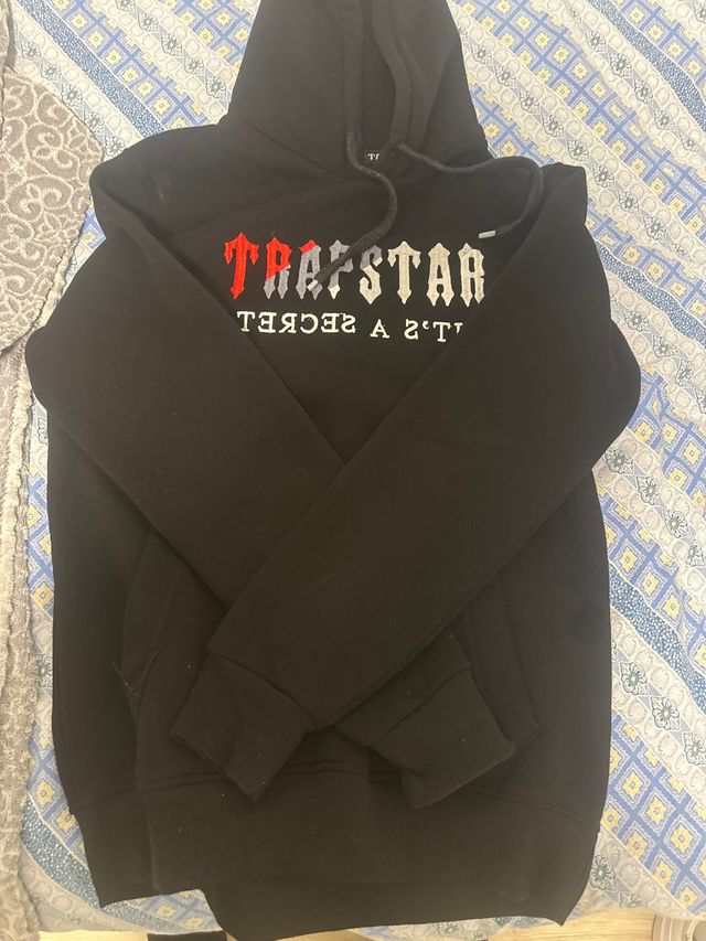 Sudadera Trapstar Negra precio negociable