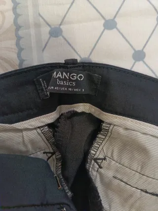 Pantalón de vestir Mango negro