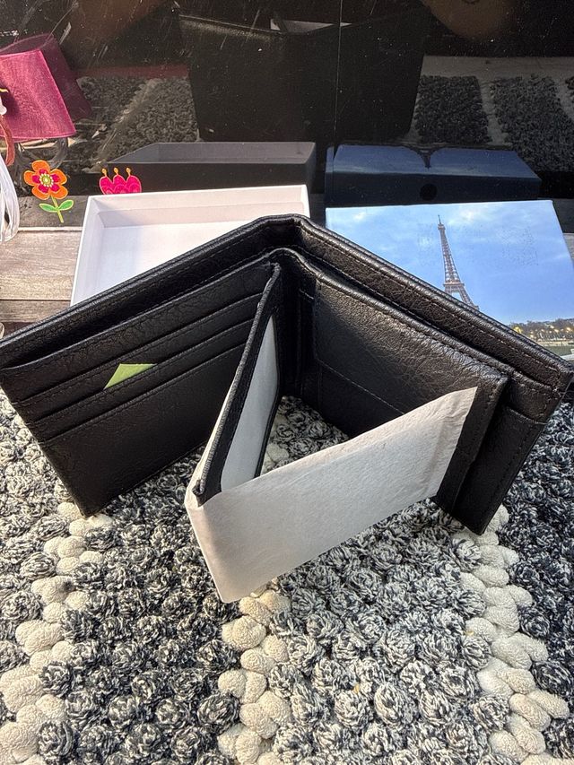 Cartera de caballero negra