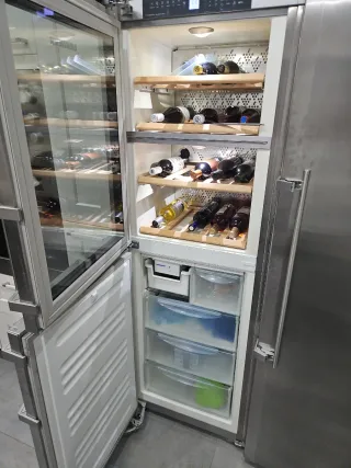 Frigorífico Liebherr con congelador y vinoteca