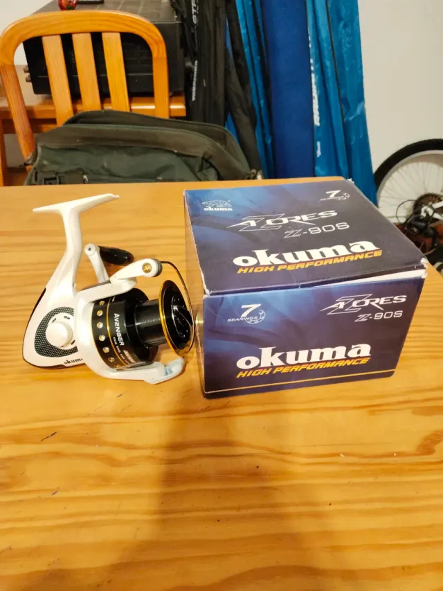 Carrete de pesca Okuma Azores Z-90S nuevo.
