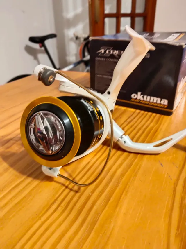 Carrete de pesca Okuma Azores Z-90S nuevo.
