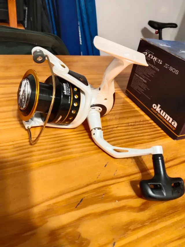 Carrete de pesca Okuma Azores Z-90S nuevo.