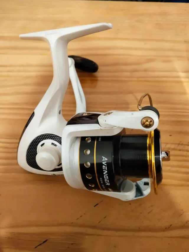 Carrete de pesca Okuma Azores Z-90S nuevo.