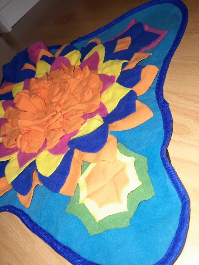 Alfombra olfativa para perro diseño flor