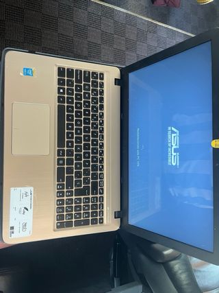 Ordenador ASUS X540L