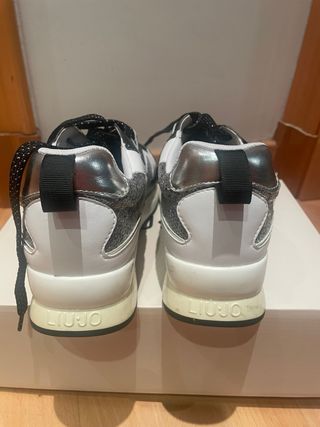 Zapatillas Liu Jo Negras y Blancas