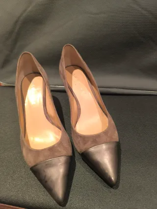 Zapatos de piel color topo talla 38