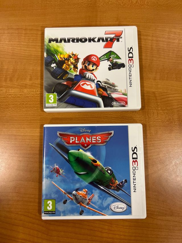 2 Juegos Nintendo 3DS: Mario Kart 7 y Planes