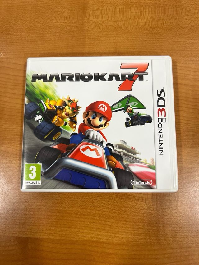 2 Juegos Nintendo 3DS: Mario Kart 7 y Planes