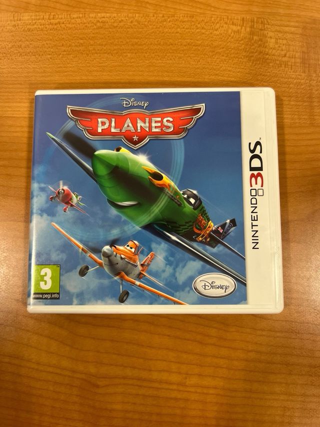 2 Juegos Nintendo 3DS: Mario Kart 7 y Planes