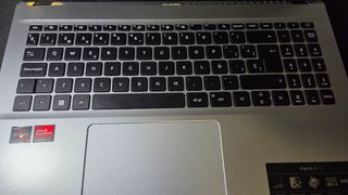 Portátil Acer Aspire 3. Ryzen 5 5500U. 16GB RAM