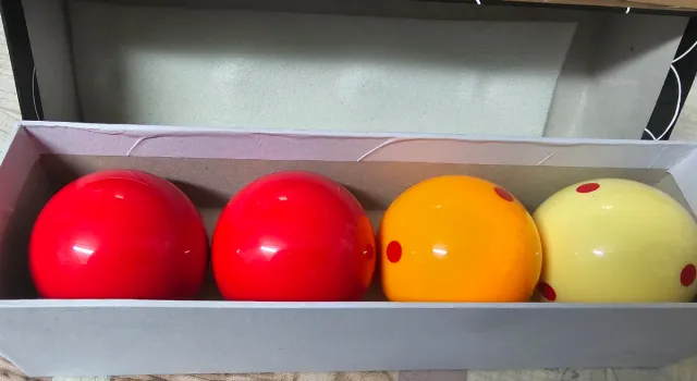 Bolas de billar francés - 4 unidades