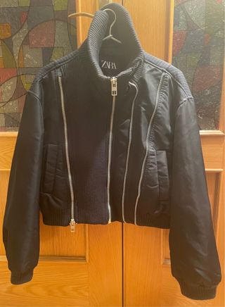 Cazadora bomber cremalleras rayas diplomáticas azu