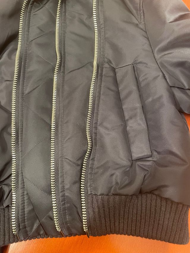 Cazadora bomber cremalleras rayas diplomáticas azu