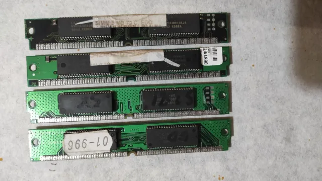 75- Memorie RAM EDO SIMM
