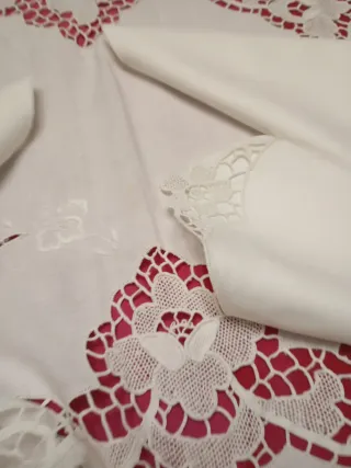 Mantelería encaje Burano bordada a mano