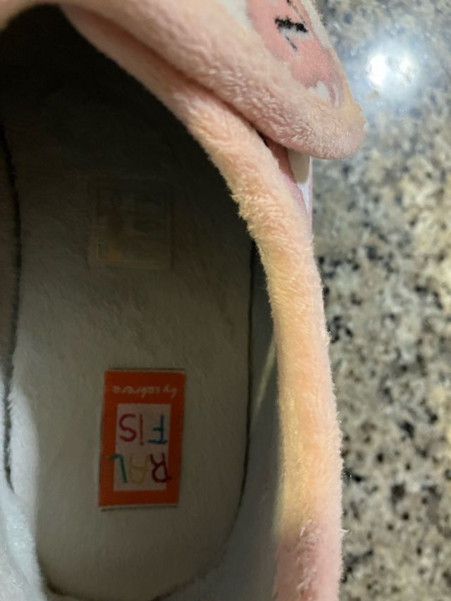 Zapatillas niña ovejas rosa