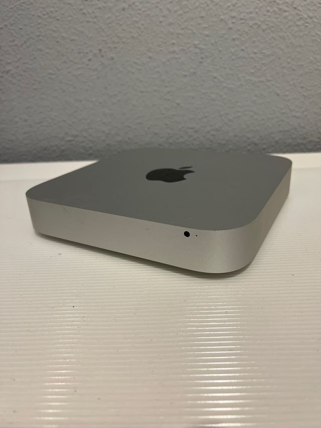 Apple Mac Mini i5 500GB SSD