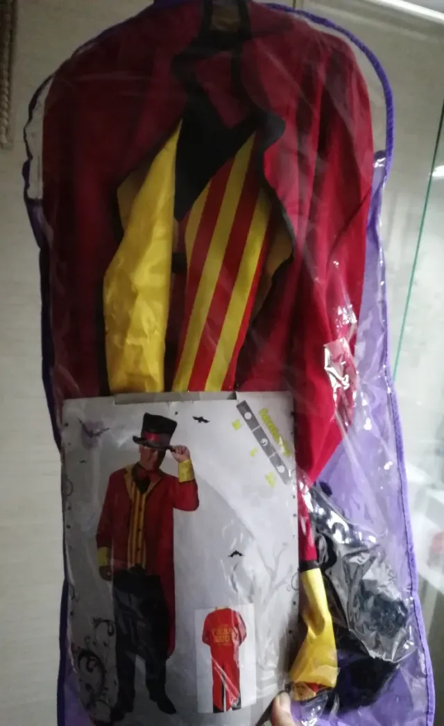 Disfraz Domador Circo Rojo y Negro