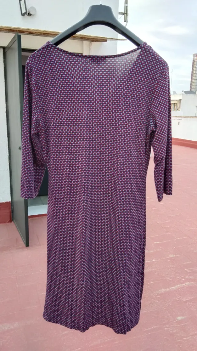 Vestido CAROLL muy elegante y muy bueno