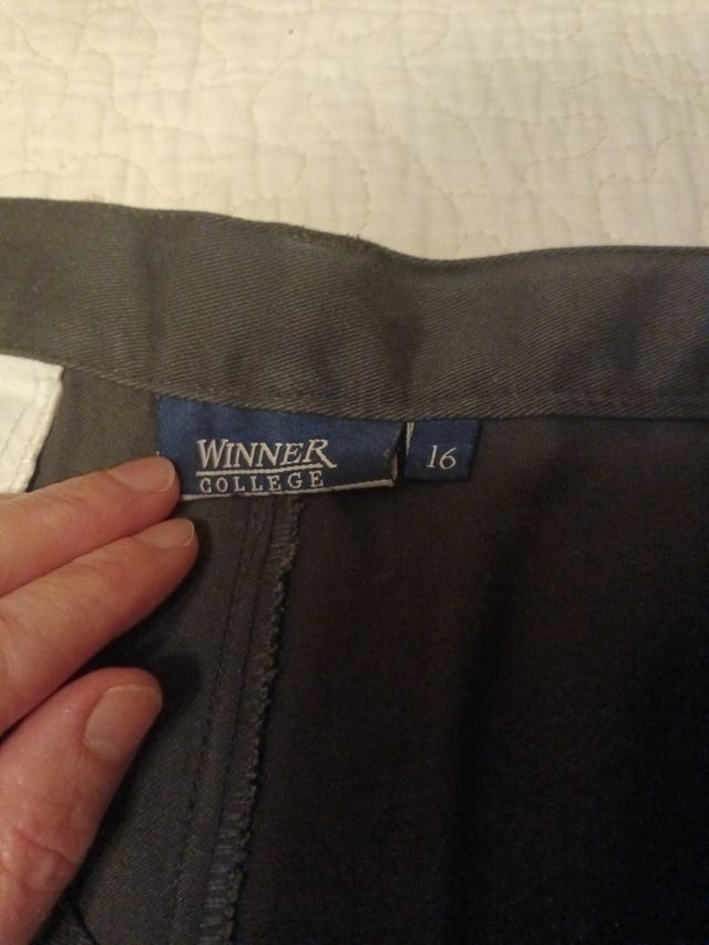 Pantalón corto uniforme Sagrado Corazón