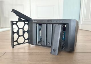 NAS Synology DS1513+ 5 bahías