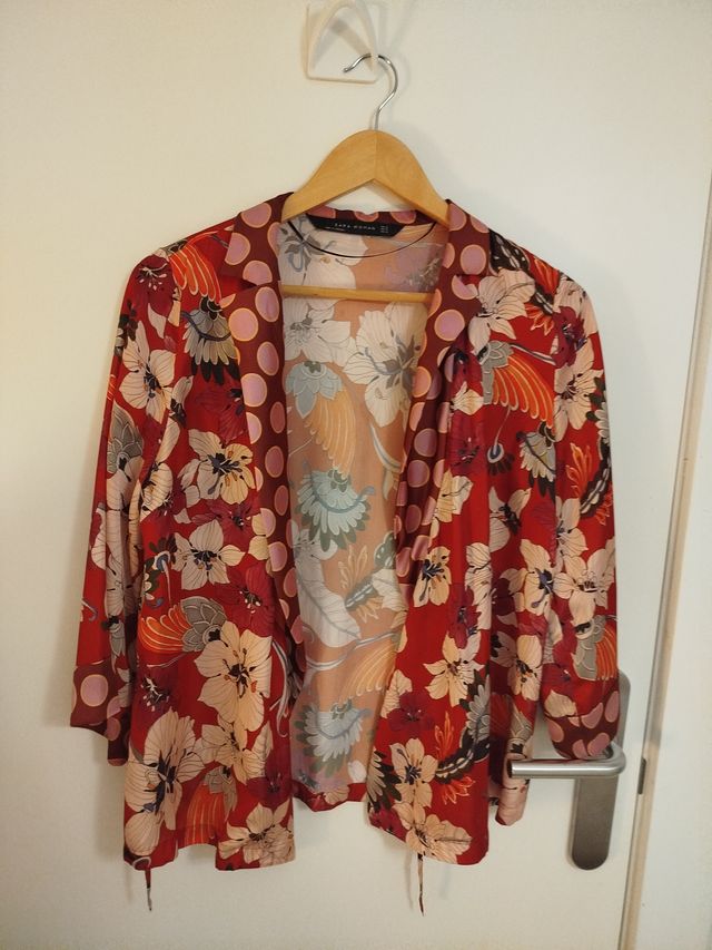Kimono Zara multicolor estampado floral
