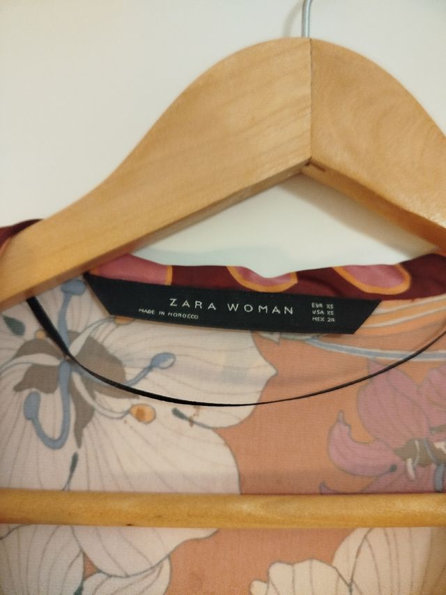 Kimono Zara multicolor estampado floral