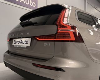 Volvo V60 B4 Momentum Pro Automático Diesel 197Cv