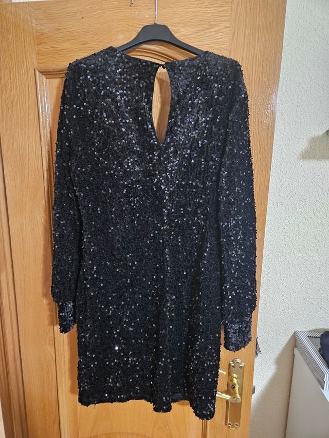 Vestido fiesta lentejuelas negro Kiabi Talla L