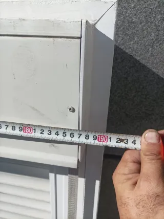 Ventana corredera aluminio con persiana