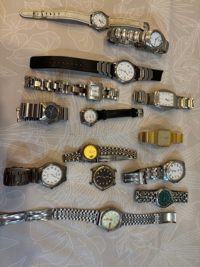 Lote de 14 Relojes Variados