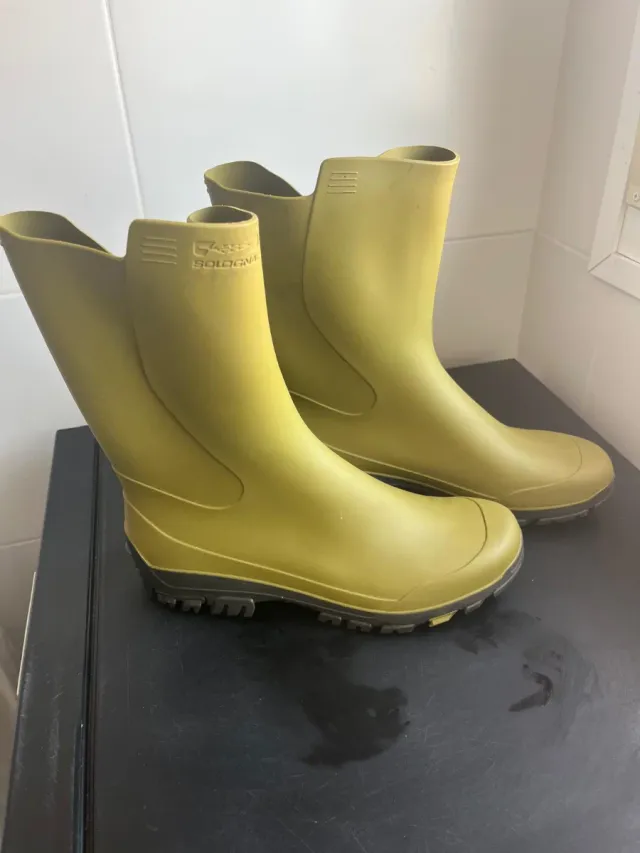 Botas de agua verde pistacho talla 42/43