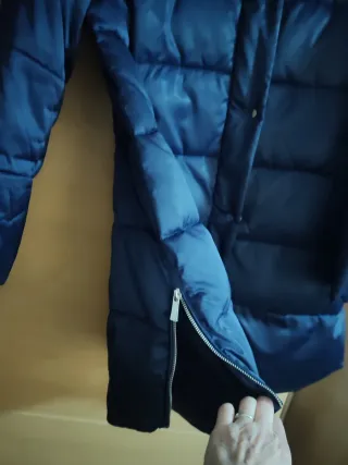 Plumas largo azul con capucha