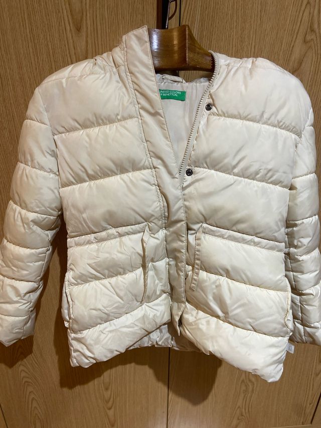 Abrigo acolchado niña Benetton beige