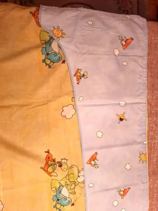 Estor infantil tela azul y amarillo,