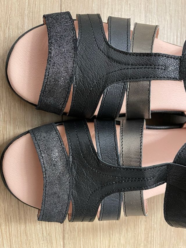 Sandalias Cesar Tiras Negras Talla 40