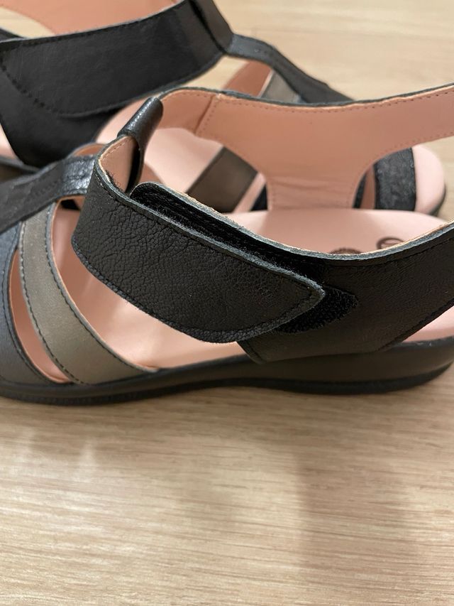 Sandalias Cesar Tiras Negras Talla 40