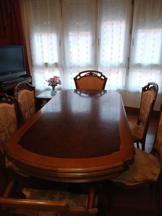 Mesa comedor extensible madera y tela