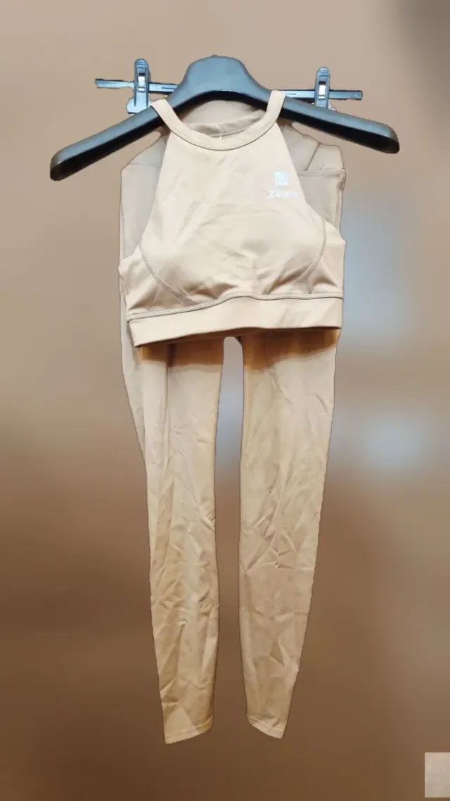 Zeus fit Completo sportivo donna beige