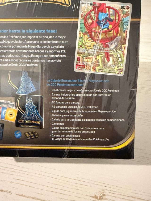 Caja Entrenador Élite Pokémon Megaevolución