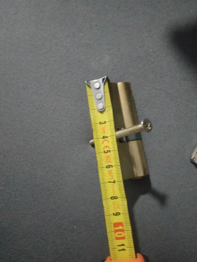 Bombín de puerta con 3 llaves