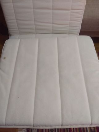 Sillón y reposapiés.DESMONTADO y en su caja.